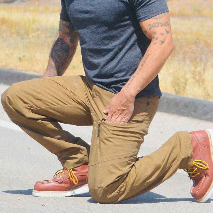 Urban Pro Pantalon cargo tecnico para hombre - elastico, Marron coyote