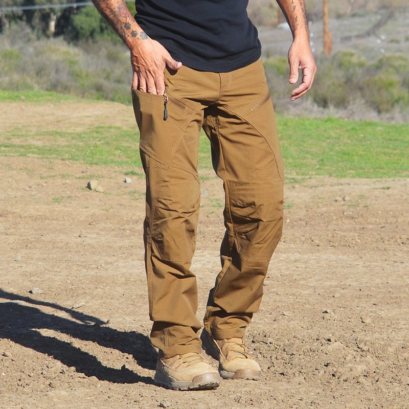Urban Pro Pantalon cargo tecnico para hombre - elastico, Marron coyote