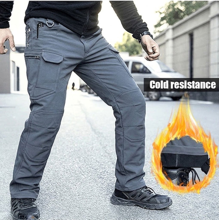Tenaz Softshell Shield – Pantalón Técnico Térmico e Impermeable